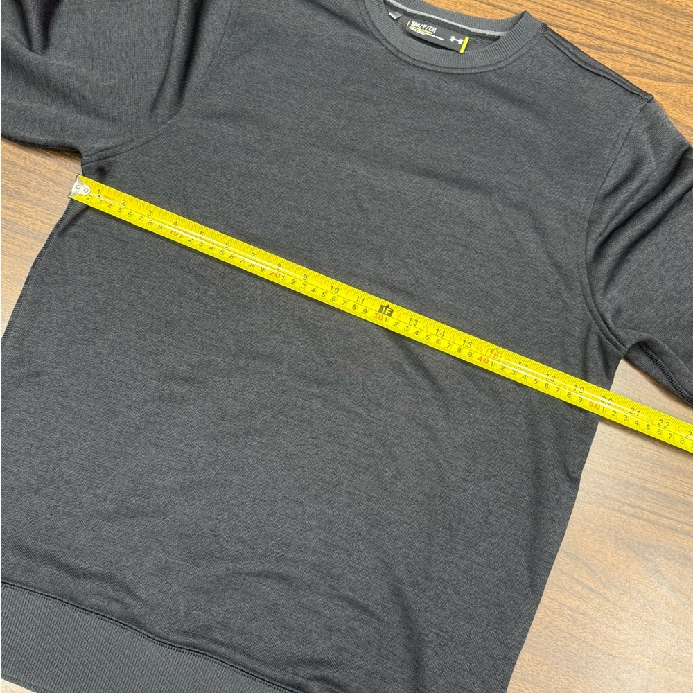 Under Armour Men's Size Small Dark Gray Crewneck Sweater Heat Gear - Picture 3 of 5
